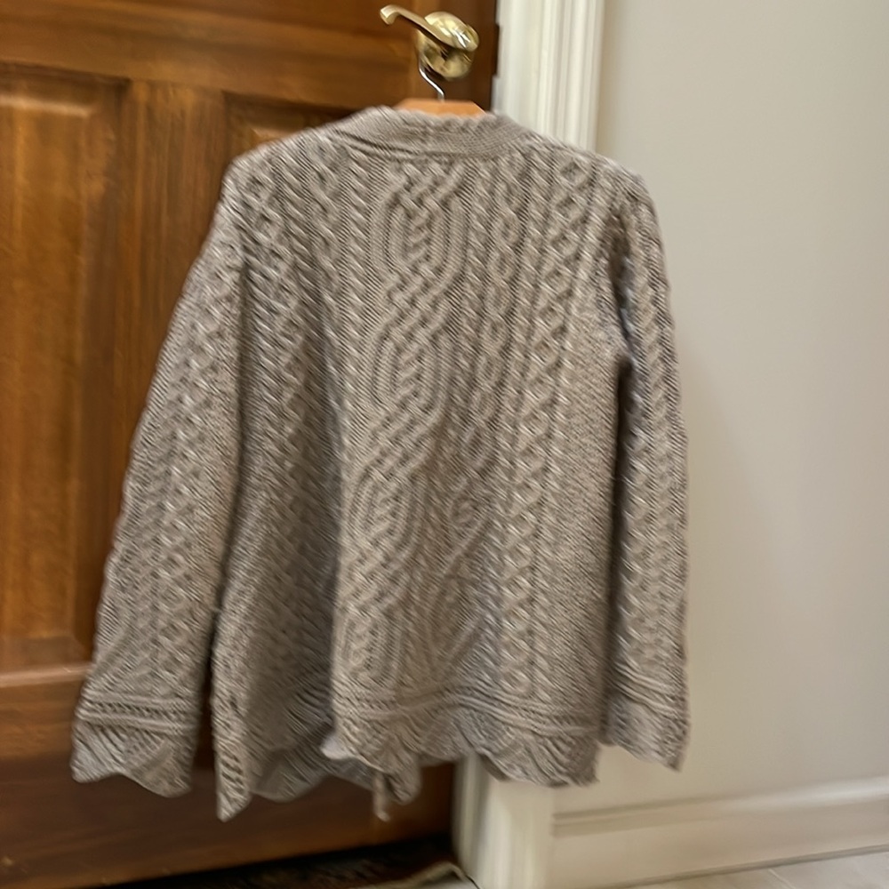 Aran Craft Merino Wool Button Front Scalloped Cardigan Sweater Sz XS - Picture 5 of 7